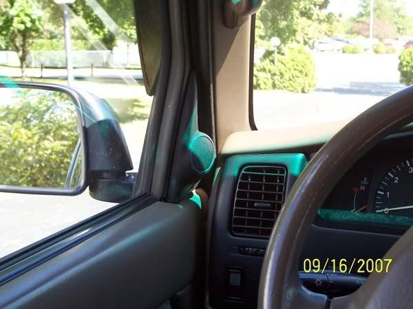 Toyota Tacoma Forum - pics of 4runner tweeter pods ...